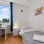 Quiet 3-Bedroom Flat. Old Town.