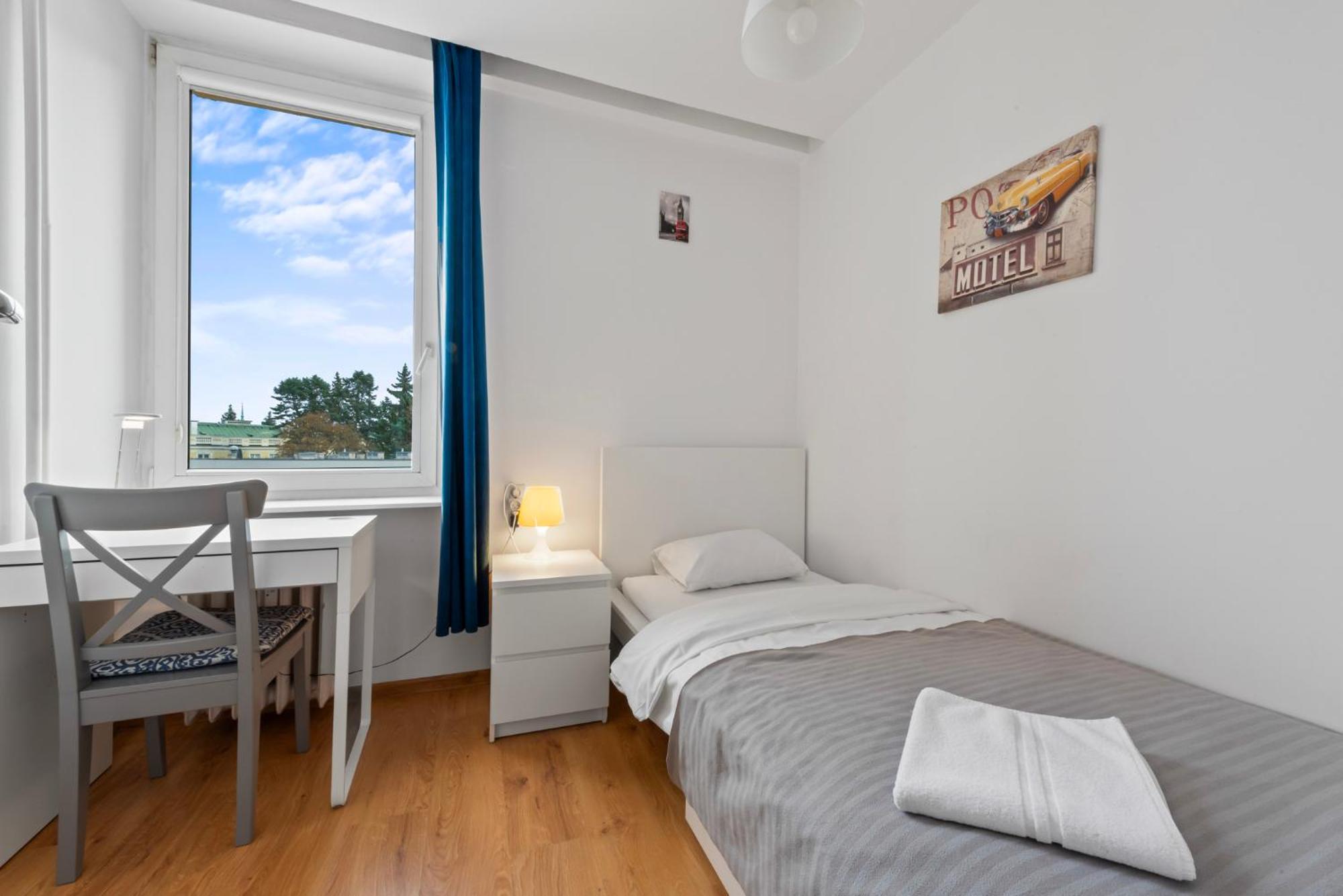 Quiet 3-bedroom Flat. Old Town. *